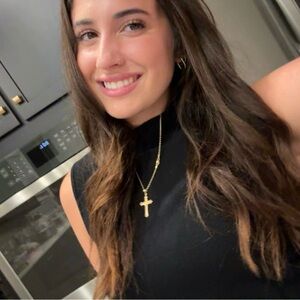 Meet your Posher, Shunelle